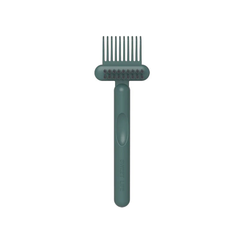 Comb cleaning